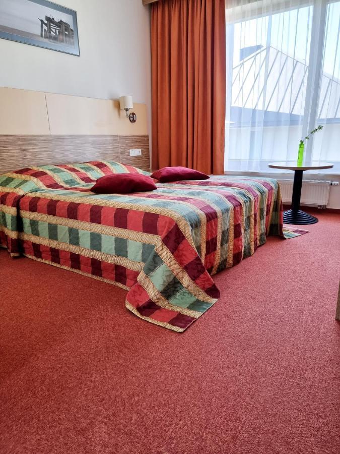 Info Hotel Паланга Экстерьер фото